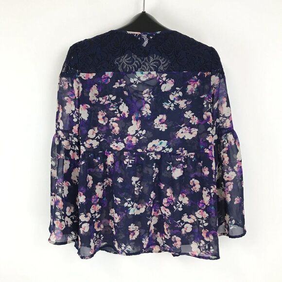 Decree Floral Bell Sleeve Blouse Women's Size Large Lace Up Sheer Spring Casual - Picture 4 of 12